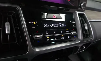 Kia Sorento 2023, 50858 км, за 16381.71 USD - фото 16