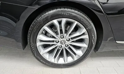 Hyundai Genesis 2016, 239271 км, за 5953.64 USD