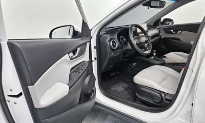 Hyundai Kona 2021, 99648 км, за 11159.25 USD - фото 10