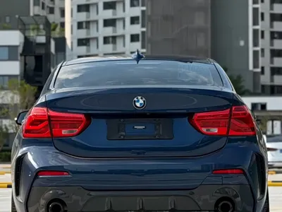 BMW 1 Series 2021, 100000 км, за 9343.55 USD