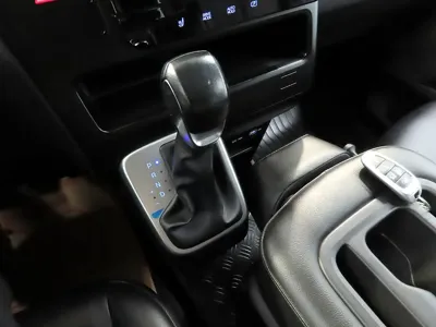 Hyundai Staria 2022, 87208 км, за 14911.76 USD - фото 9