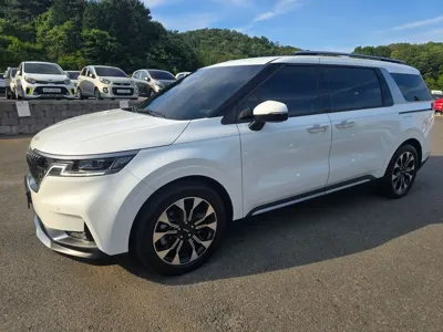 Kia Canival 2023, 63184 км, за 19561.51 USD