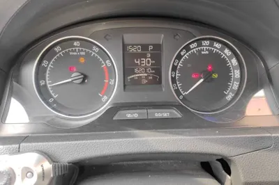 Skoda Rapid Spaceback 2016, 162000 км, за 5049 USD - фото 11