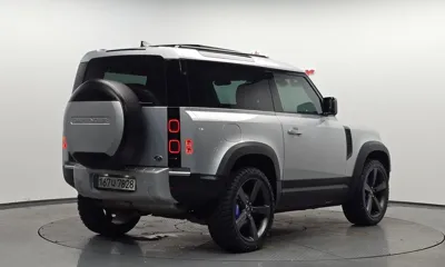Land Rover Defender 2022, 77205 км, за 37405.71 USD