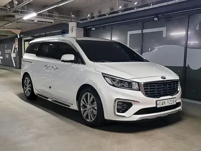 Kia Canival · 2019 год