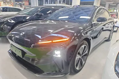 Nio ET5T · 2023 год