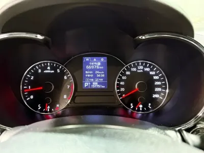 Kia K3 2014, 157736 км, за 2494.42 USD
