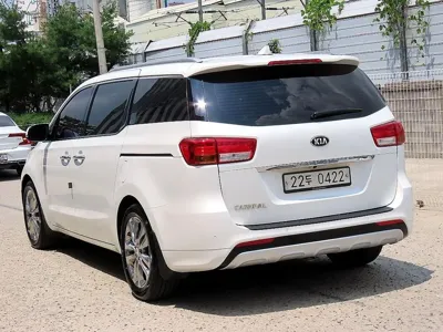 Kia Canival 2017, 270015 км, за 3908.8 USD