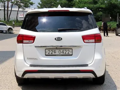 Kia Canival 2017, 270015 км, за 3908.8 USD
