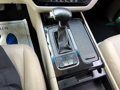 Kia Canival 2017, 270015 км, за 3908.8 USD - фото 11