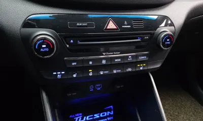 Hyundai Tucson 2016, 110522 км, за 6175.65 USD - фото 16