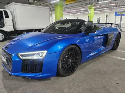 Audi R8 · 2017 год