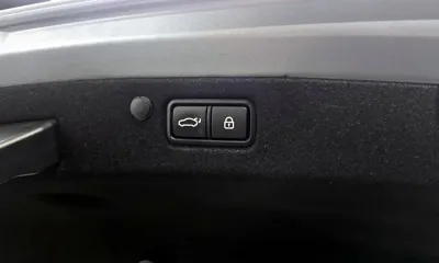 Hyundai Grandeur 2020, 76478 км, за 17509.08 USD - фото 20