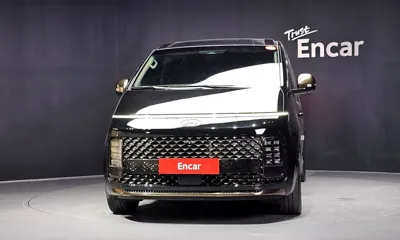 Hyundai Staria 2025, 57701 км, за 26913.48 USD