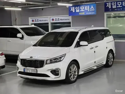 Kia Canival · 2020 год