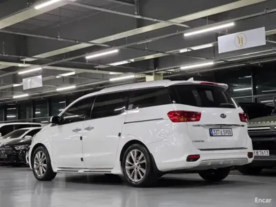 Kia Canival 2020, 125200 км, за 11649.41 USD