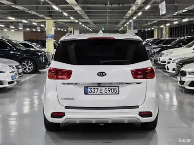 Kia Canival 2020, 125200 км, за 11649.41 USD