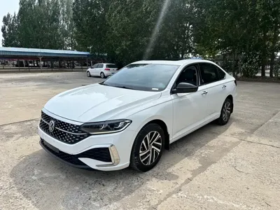 Volkswagen Lavida 2023, 44000 км, за 13029.32 USD