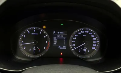 Hyundai Grandeur 2018, 168130 км, за 6437.2 USD - фото 8