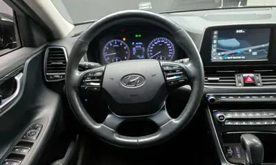 Hyundai Grandeur 2018, 168130 км, за 6437.2 USD - фото 13