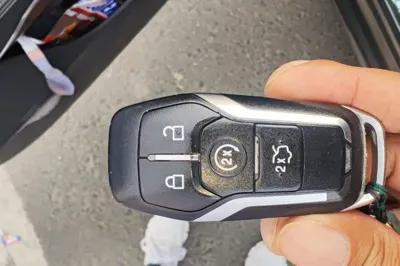Ford Taurus 2015, 114600 км, за 11715 USD - фото 20