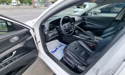 Hyundai Avante 2021, 154000 км, за 8775.92 USD - фото 13