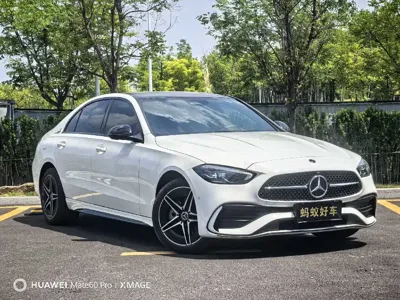 Mercedes-Benz C-Class 2024, 34000 км, за 30281.78 USD