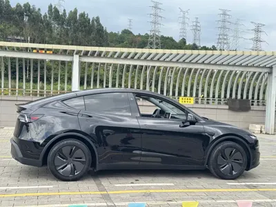 Tesla Model Y 2025, 12000 км, за 38080.49 USD - фото 6