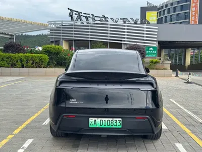 Tesla Model Y 2025, 12000 км, за 38080.49 USD - фото 10