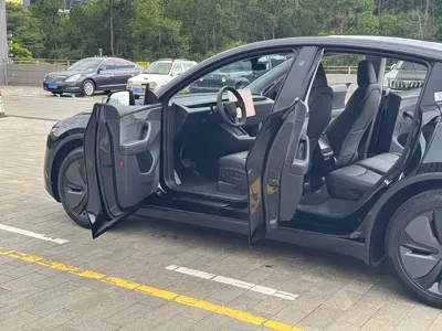 Tesla Model Y 2025, 12000 км, за 38080.49 USD - фото 15
