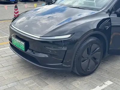 Tesla Model Y 2025, 12000 км, за 38080.49 USD - фото 16