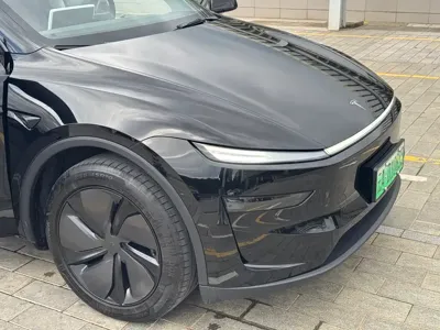 Tesla Model Y 2025, 12000 км, за 38080.49 USD - фото 17