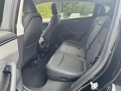 Tesla Model Y 2025, 12000 км, за 38080.49 USD - фото 24