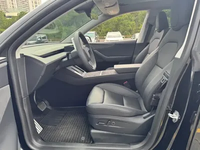 Tesla Model Y 2025, 12000 км, за 38080.49 USD - фото 25