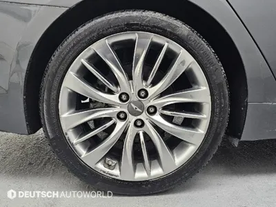 Genesis G80 2019, 194792 км, за 9573.83 USD