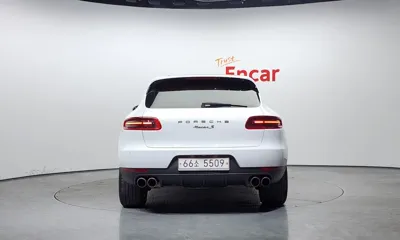 Porsche Macan 2015, 98109 км, за 21347.86 USD