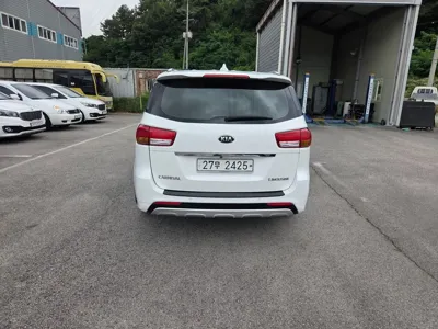 Kia Canival 2017, 190865 км, за 6505.17 USD