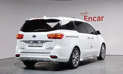 Kia Canival 2019, 55622 км, за 15203.61 USD