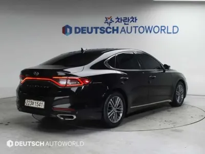 Hyundai Grandeur 2017, 151828 км, за 6641.92 USD