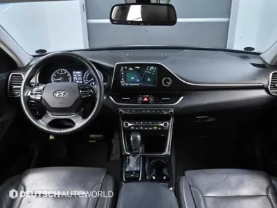 Hyundai Grandeur 2017, 151828 км, за 6641.92 USD - фото 7
