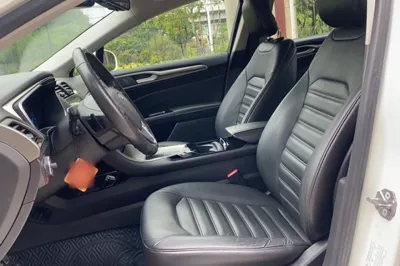 Ford Mondeo 2013, 101400 км, за 6060 USD