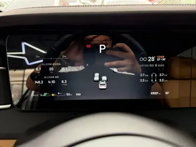 Li Auto Li ONE 2022, 90000 км, за 17627.67 USD