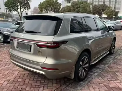 Li Auto Li ONE 2022, 90000 км, за 17627.67 USD - фото 9