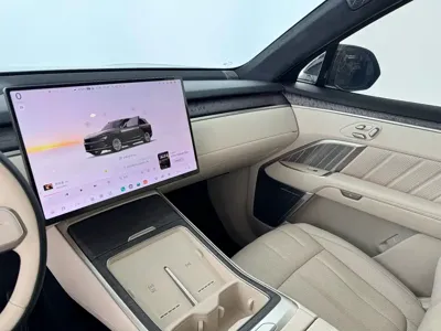 ONVO 乐道L90 2025, 15000 км, за 23917.69 USD