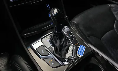 Hyundai Grandeur 2015, 216812 км, за 3547.03 USD - фото 9