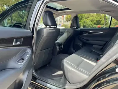 Toyota Crown 2018, 109000 км, за 15552.97 USD - фото 7