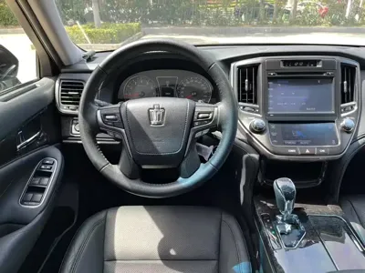 Toyota Crown 2018, 109000 км, за 15552.97 USD - фото 9