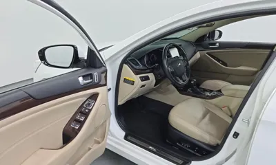 Kia K7 2015, 121000 км, за 5665.17 USD - фото 10