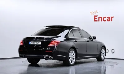 Mercedes-Benz E-Class 2019, 63280 км, за 18701.89 USD