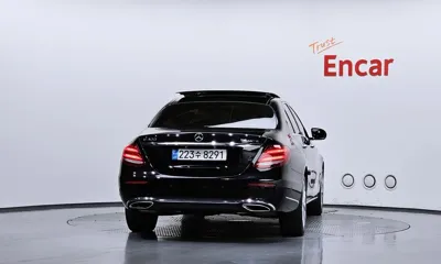 Mercedes-Benz E-Class 2019, 63280 км, за 18701.89 USD